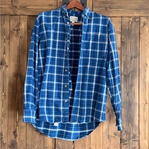 Cabela's Blue White Plaid Button-Down Shirt